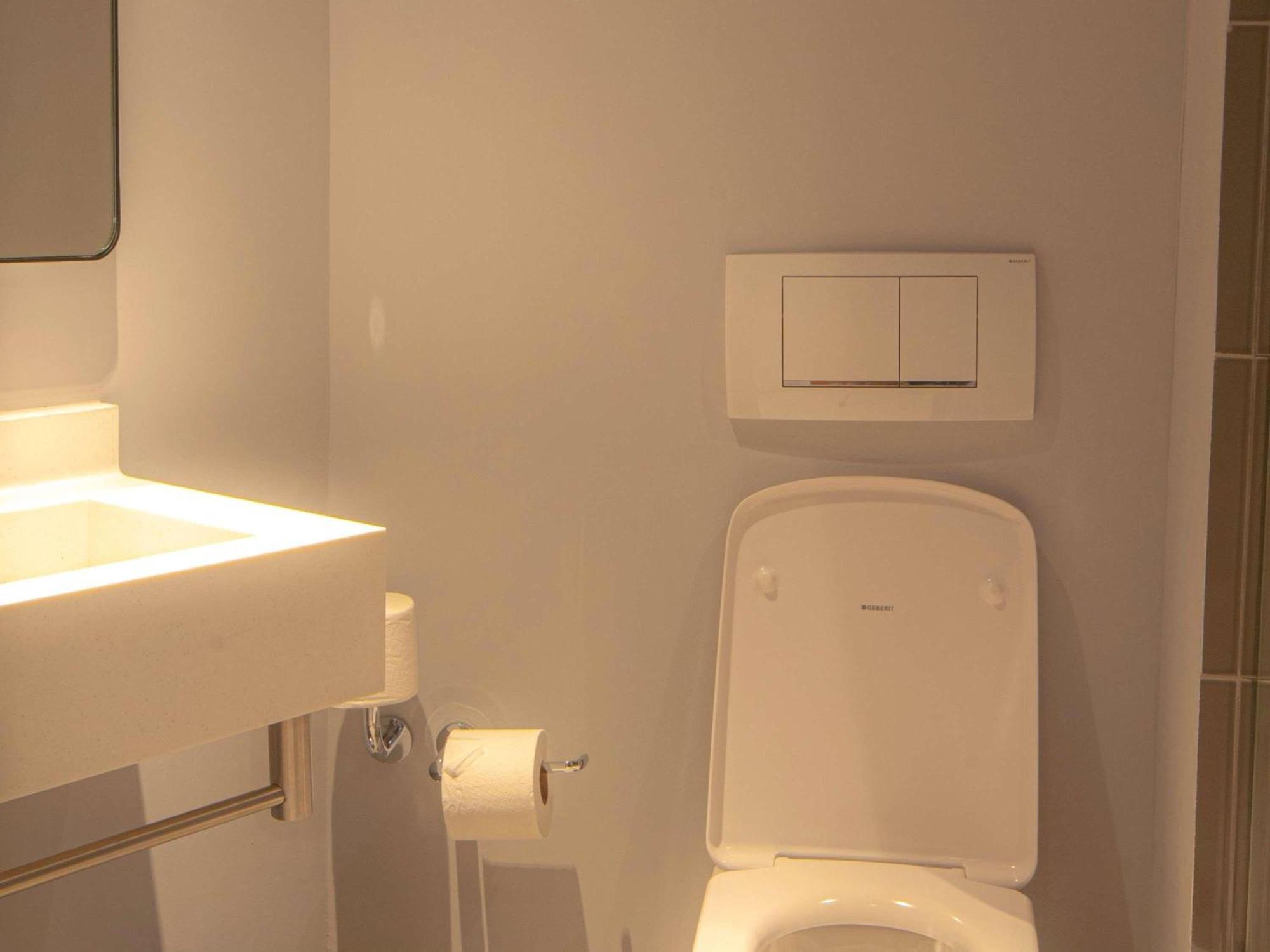 Ibis Monterrey Aeropuerto Hotel 3*