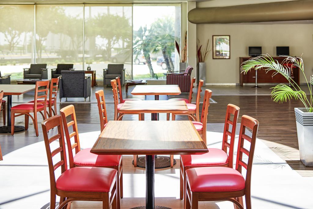 Hotel Ibis Monterrey Aeropuerto 3*